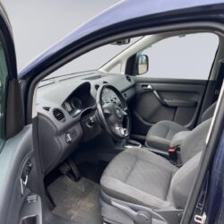 auto-Volkswagen-Caddy-IJP444-202405271718-11