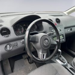 auto-Volkswagen-Caddy-IJP444-202405271718-13