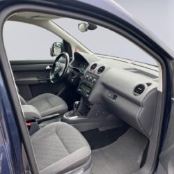 auto-Volkswagen-Caddy-IJP444-202405271718-9