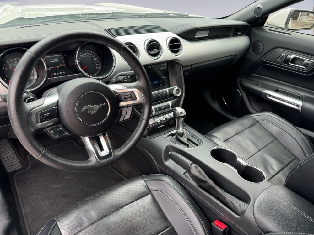 auto-Ford-Mustang-LPB522-202409121749-13 auto-Ford-Mustang-LPB522-202409121749-13