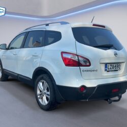 auto-Nissan-Qashqai2-LZA692-202409101457-2