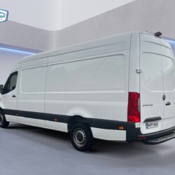 auto-Mercedes-Benz-Sprinter-MPP868-202411151345-2