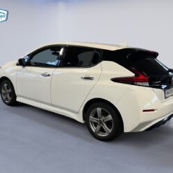 auto-Nissan-Leaf-NMG885-202411251148-2