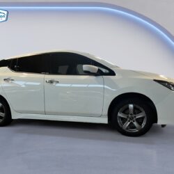 auto-Nissan-Leaf-NMG885-202411251148-5