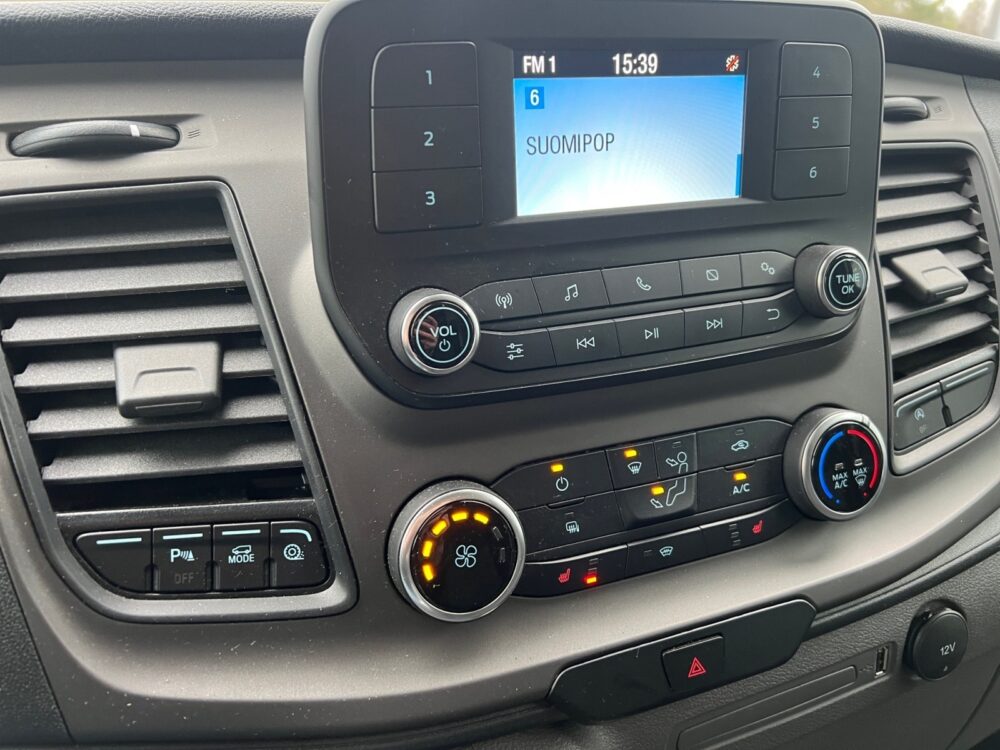 auto-Ford-Transit-SPH967-202503121642-11 auto-Ford-Transit-SPH967-202503121642-11