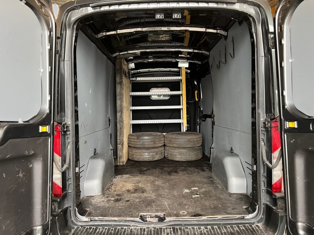 auto-Ford-Transit-SPH967-202503121642-13 auto-Ford-Transit-SPH967-202503121642-13