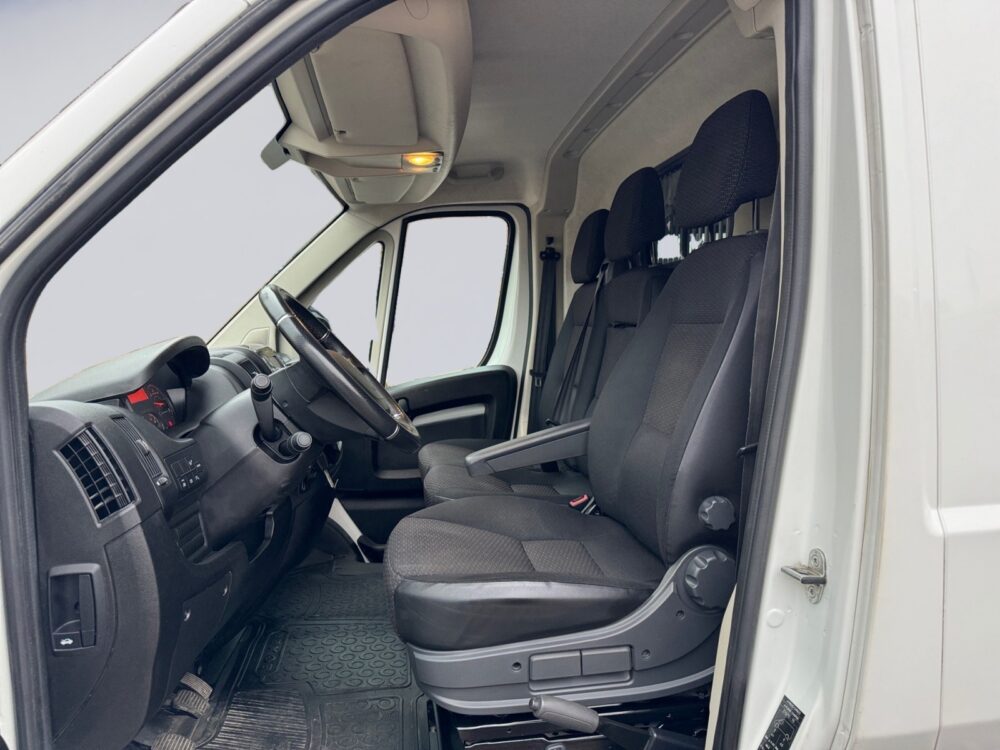 auto-Peugeot-Boxer-GMU166-202503041158-10 auto-Peugeot-Boxer-GMU166-202503041158-10