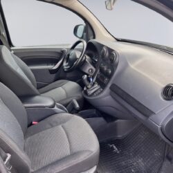 auto-Mercedes-Benz-Citan-TZB251-202504281516-12