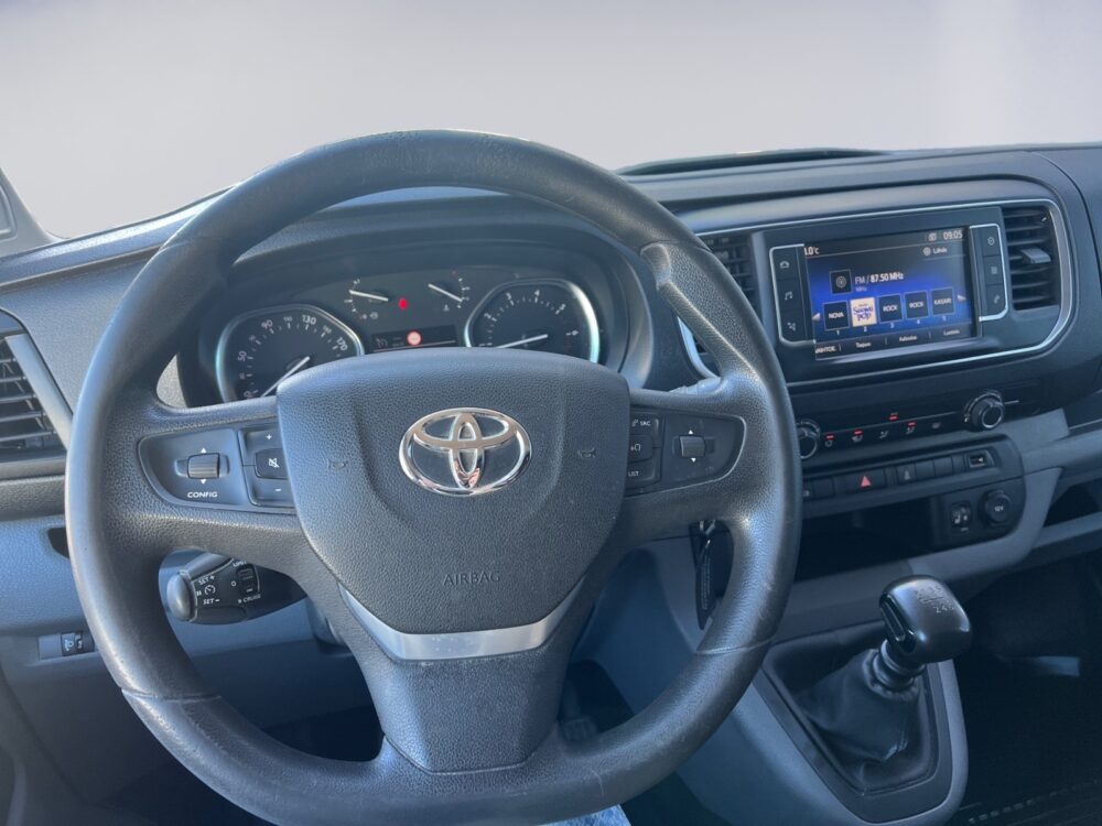 auto-Toyota-Proace-VZG301-202504031338-10 auto-Toyota-Proace-VZG301-202504031338-10