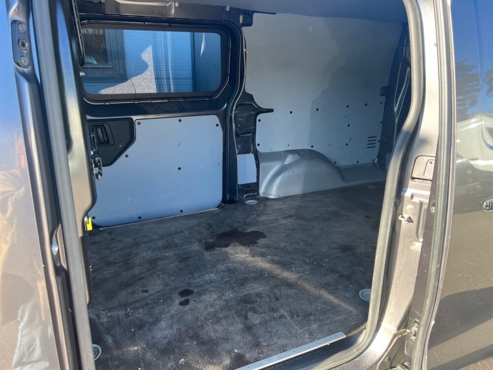 auto-Toyota-Proace-VZG301-202504031338-13 auto-Toyota-Proace-VZG301-202504031338-13