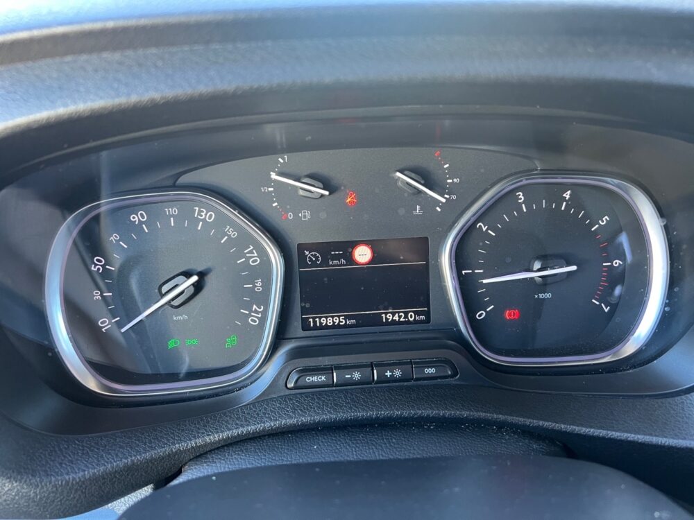 auto-Toyota-Proace-VZG301-202504031338-9 auto-Toyota-Proace-VZG301-202504031338-9