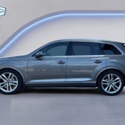 auto-Audi-Q7-SML272-202505211403-1