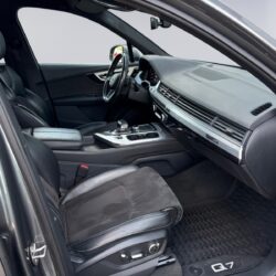 auto-Audi-Q7-SML272-202505211403-14