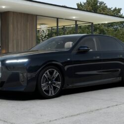 BMW i7