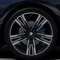 auto-BMW-i7-CR28379-202505280738-6