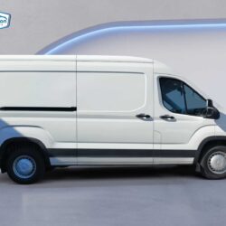 auto-Maxus-Deliver-9-ZPN452-202505261129-1