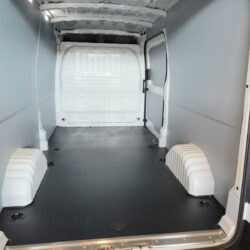 auto-Maxus-Deliver-9-ZPN454-202505261550-11
