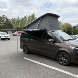 auto-Mercedes-Benz-V-XRN729-202505221529-18