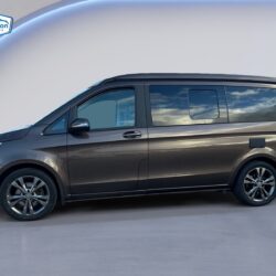 auto-Mercedes-Benz-V-XRN729-202505221529-3