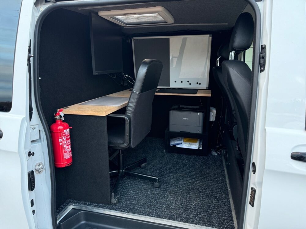 auto-Mercedes-Benz-Vito-RVX665-202505191306-10 auto-Mercedes-Benz-Vito-RVX665-202505191306-10