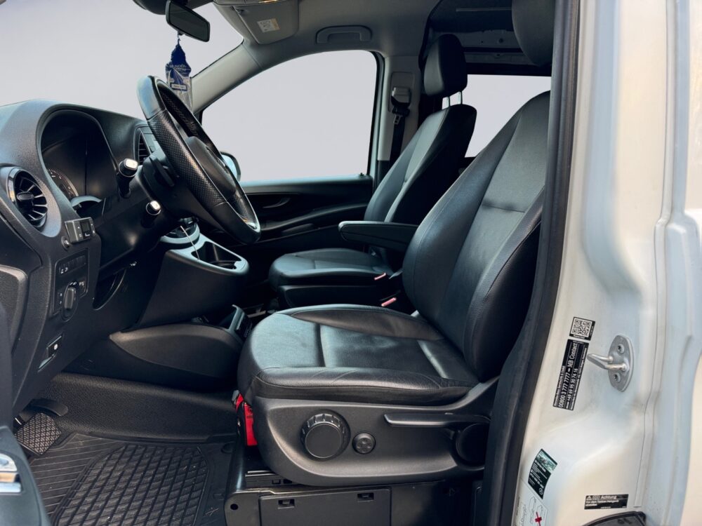 auto-Mercedes-Benz-Vito-RVX665-202505191306-13 auto-Mercedes-Benz-Vito-RVX665-202505191306-13