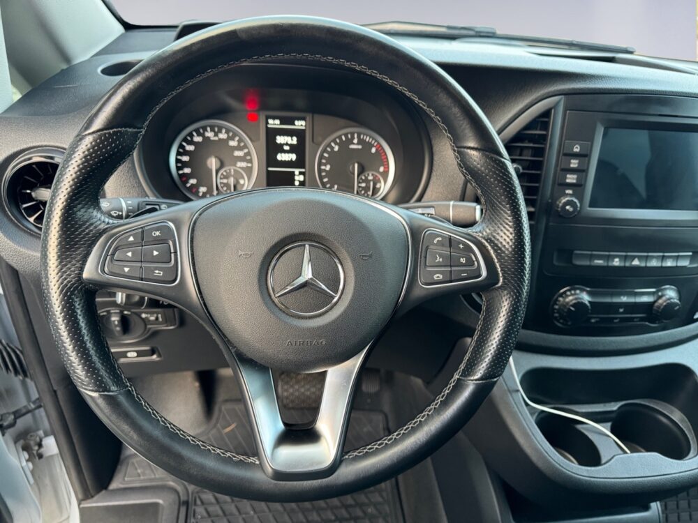 auto-Mercedes-Benz-Vito-RVX665-202505191306-17 auto-Mercedes-Benz-Vito-RVX665-202505191306-17