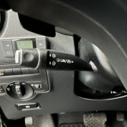 auto-Mercedes-Benz-Vito-RVX665-202505191306-18