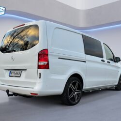 auto-Mercedes-Benz-Vito-RVX665-202505191306-5
