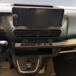 auto-Citroen-Jumpy-YYA304-202506041621-10