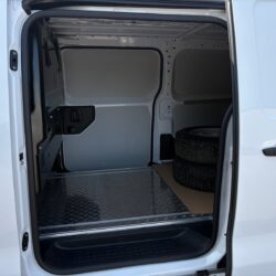 auto-Citroen-Jumpy-YYA304-202506041621-13