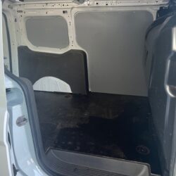 auto-Ford-Transit-Connect-IZI161-202506130922-13