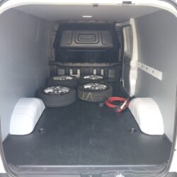auto-Maxus-e-Deliver-3-JMX168-202506031519-12