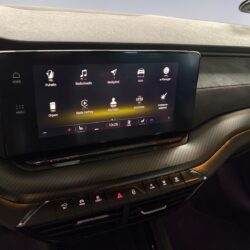 auto-Skoda-Octavia-EUH132-202506251131-10