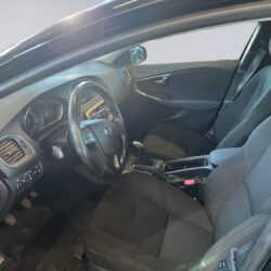 auto-Volvo-V40-KTZ773-202506231647-8