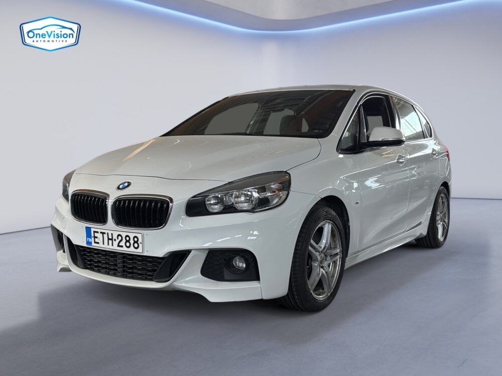 BMW 225