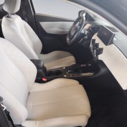 auto-DS-3-Crossback-XRO459-202507291200-12