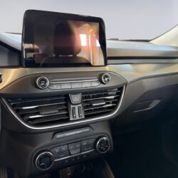 auto-Ford-Focus-YXF164-202507071207-10
