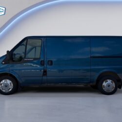 auto-Ford-Transit-BBY384-202507041559-1