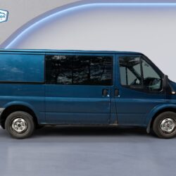 auto-Ford-Transit-BBY384-202507041559-5