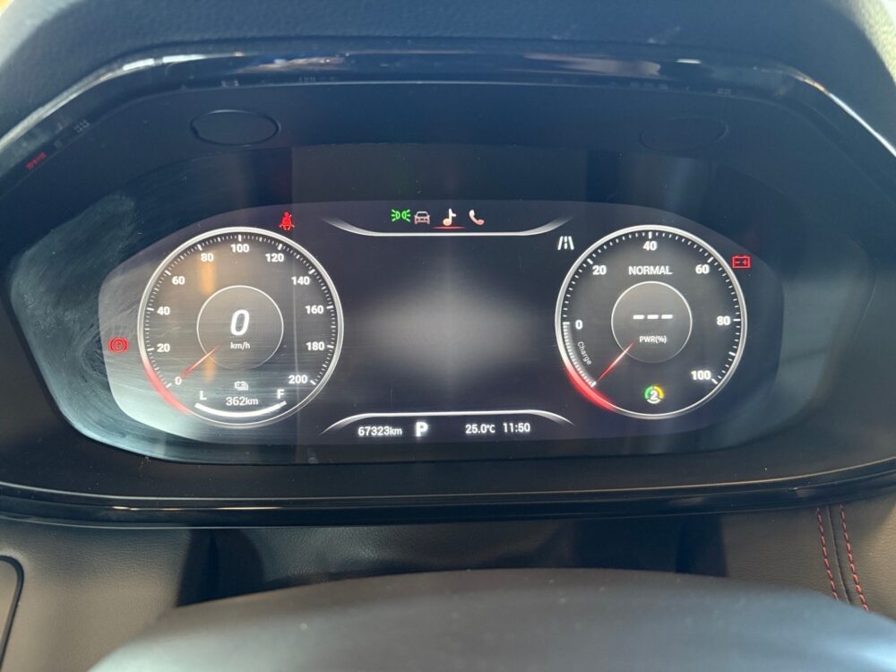 auto-Maxus-Euniq-6-LRC326-202507141210-11 auto-Maxus-Euniq-6-LRC326-202507141210-11