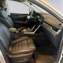 auto-Maxus-Euniq-6-LRC326-202507141210-12