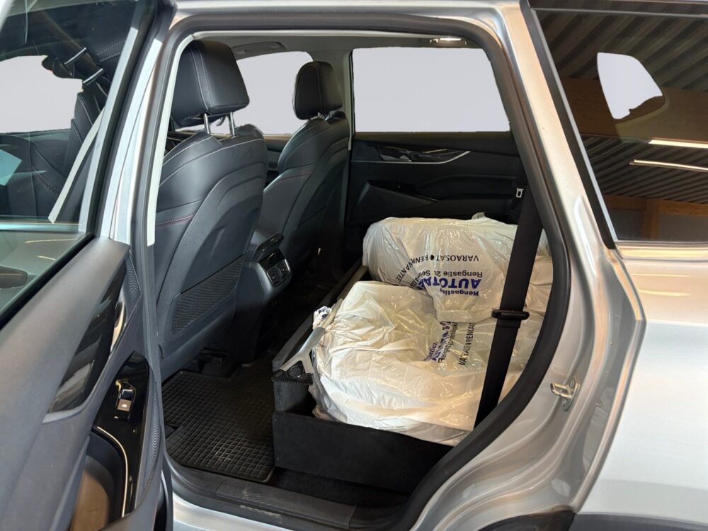 auto-Maxus-Euniq-6-LRC326-202507141210-13 auto-Maxus-Euniq-6-LRC326-202507141210-13