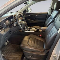 auto-Maxus-Euniq-6-LRC326-202507141210-8