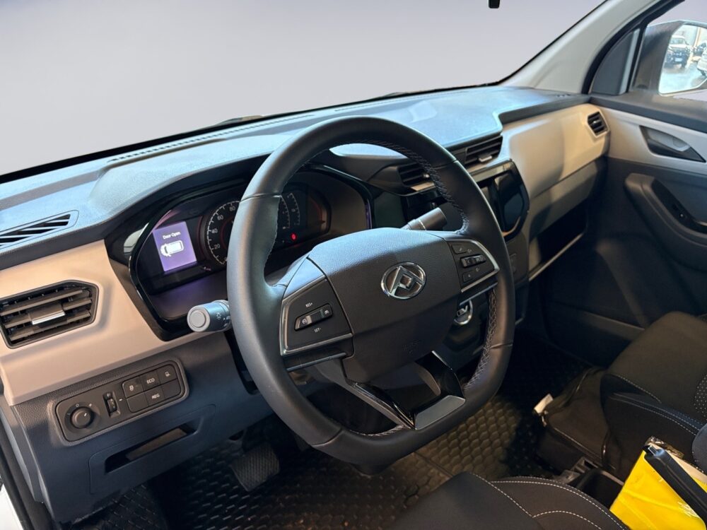 auto-Maxus-e-Deliver-3-MAX30-202507101450-8 auto-Maxus-e-Deliver-3-MAX30-202507101450-8