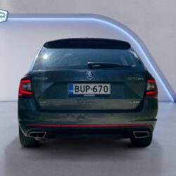 auto-Skoda-Octavia-BUP670-202507290959-6