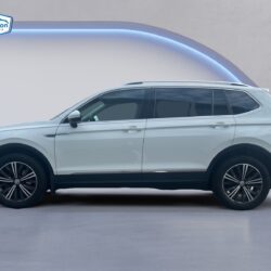 auto-Volkswagen-Tiguan-Allspace-RTS869-202507301008-1