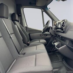 auto-Mercedes-Benz-Sprinter-P835181-202508291640-10