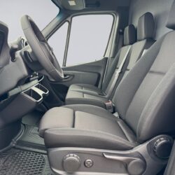 auto-Mercedes-Benz-Sprinter-P835181-202508291640-11