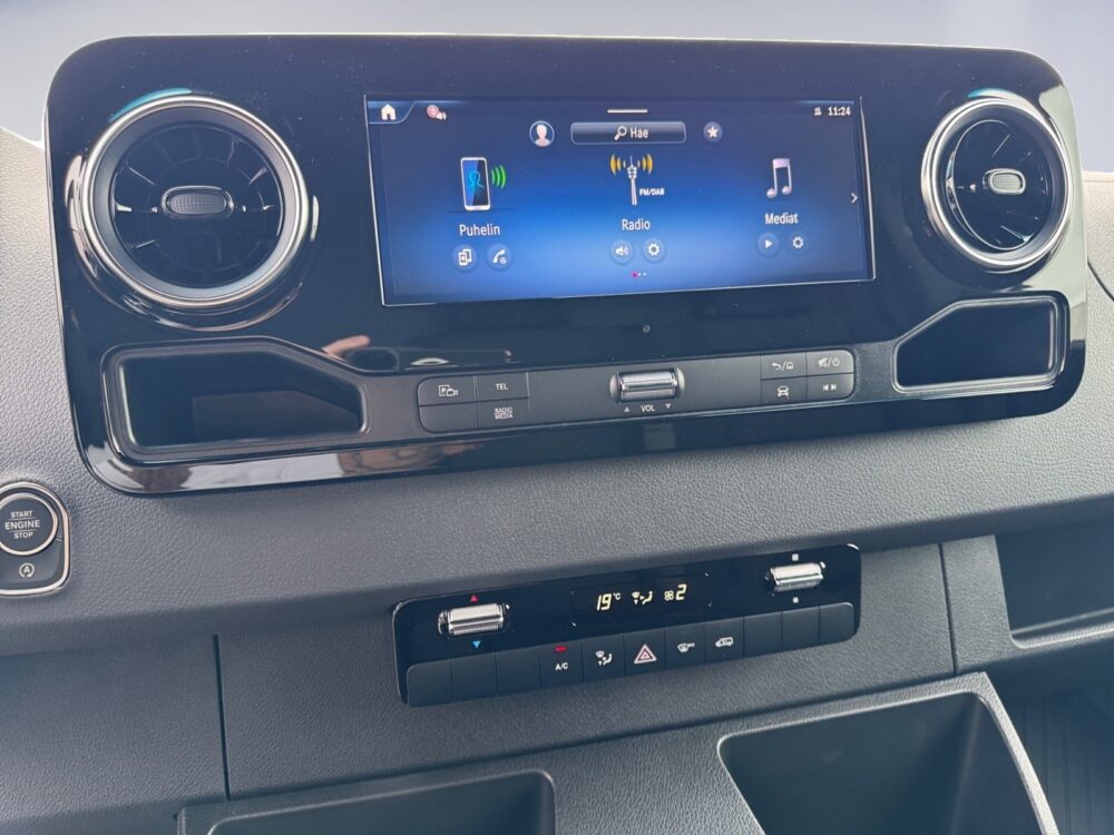 auto-Mercedes-Benz-Sprinter-P835181-202508291640-13 auto-Mercedes-Benz-Sprinter-P835181-202508291640-13