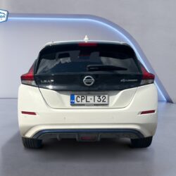 auto-Nissan-Leaf-CPL132-202508280923-3